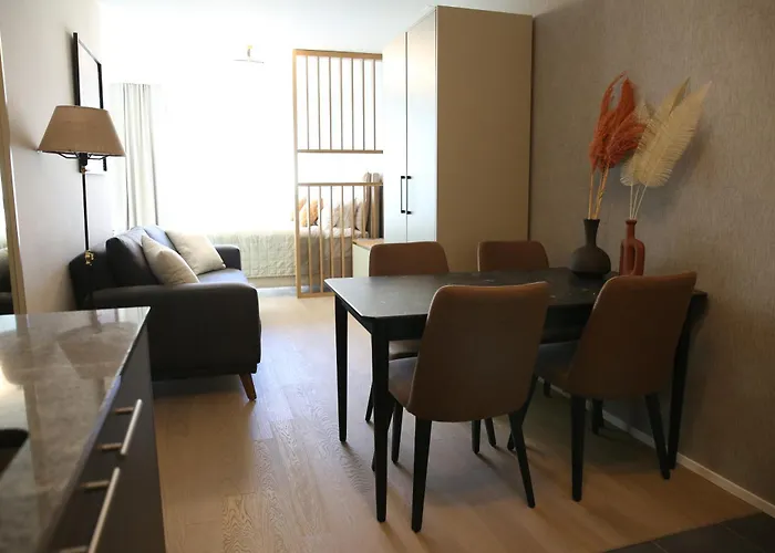 Lamira - Serviced Apartments