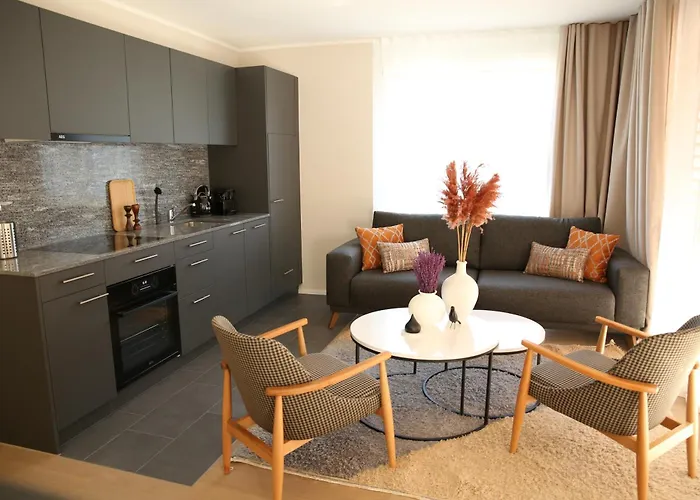 Lamira - Serviced Apartments